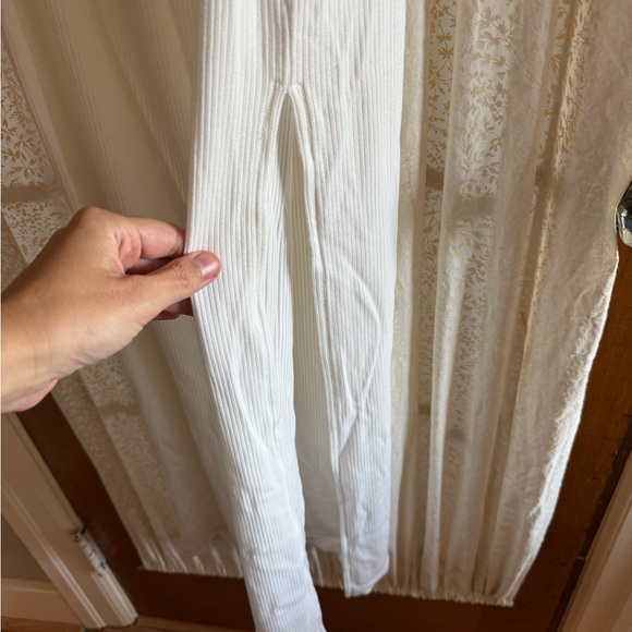 L*Space Cream Ribbed Fabric - Picture 3 of 5